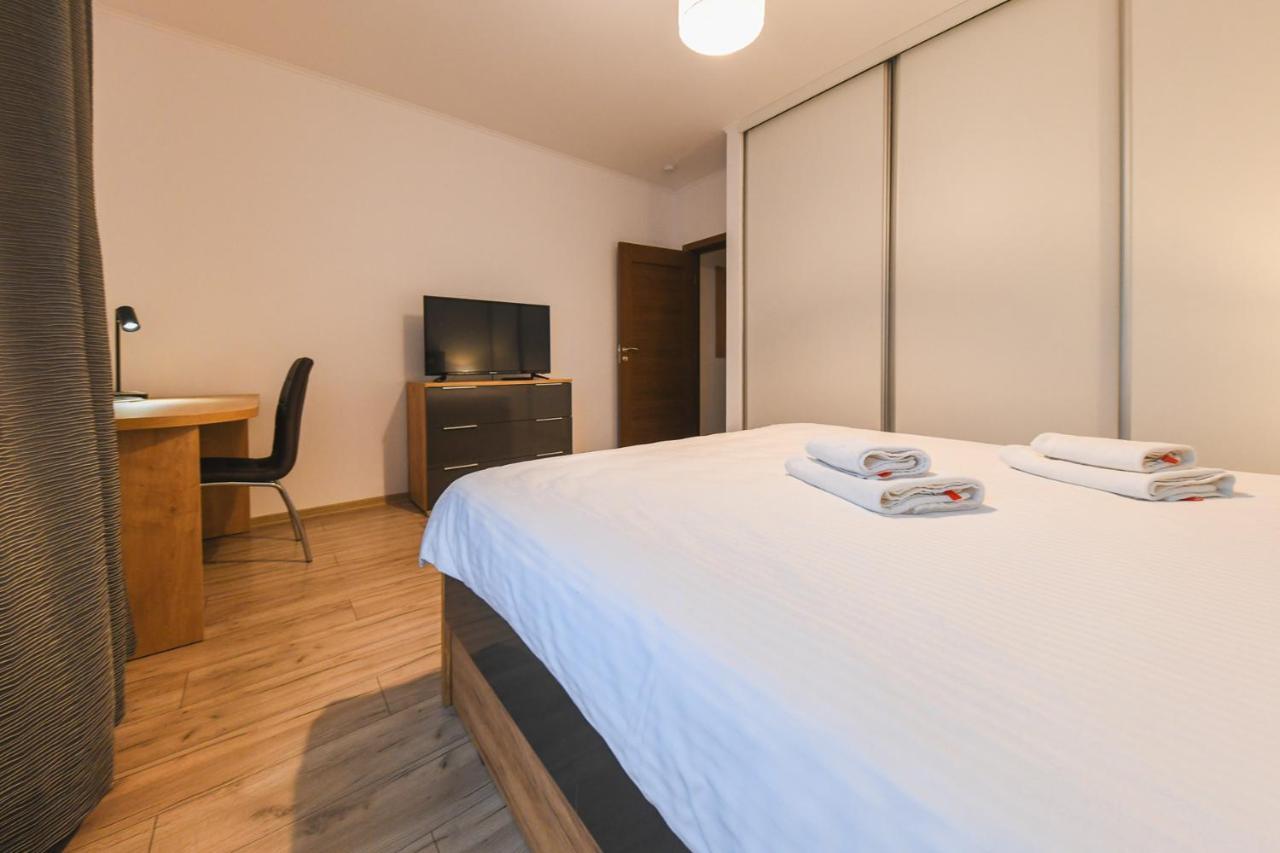 Spacious And Quiet 2 Bedroom Apartment Cluj-Napoca Exteriör bild