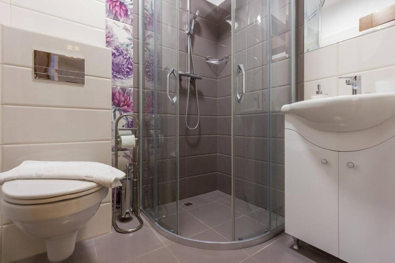 Spacious And Quiet 2 Bedroom Apartment Cluj-Napoca Exteriör bild